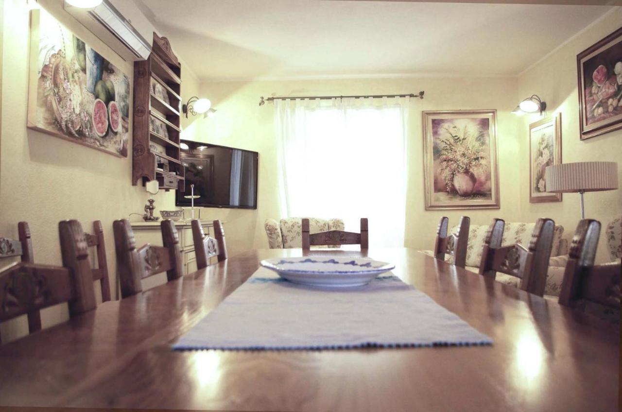 Casa De Ajala - B&B De Charme In Antica Dimora Totalmente Ristrutturata E Dotata Di Tutti I Confort Bagni Privati Spazio Living Patio Esterno Ambienti Climatizzati Degustazioni Prodotti Locali Làconi Exteriér fotografie