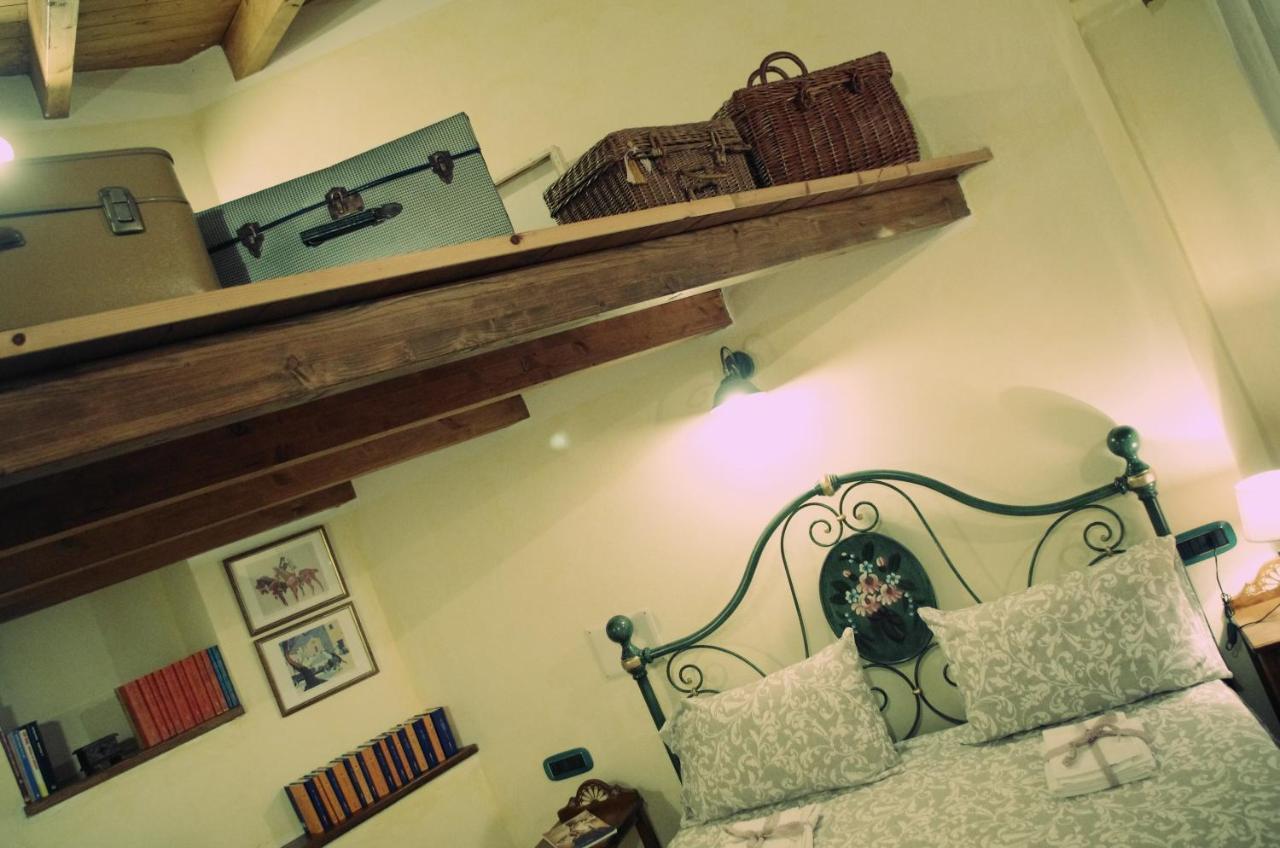 Casa De Ajala - B&B De Charme In Antica Dimora Totalmente Ristrutturata E Dotata Di Tutti I Confort Bagni Privati Spazio Living Patio Esterno Ambienti Climatizzati Degustazioni Prodotti Locali Làconi Exteriér fotografie